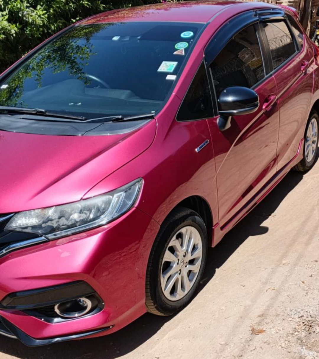 Honda fit hybrid 